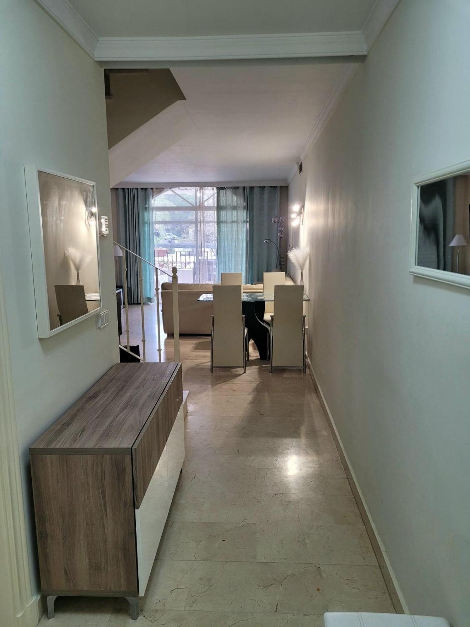 马尔韦利亚Aloha Gardens Townhouse公寓 外观 照片